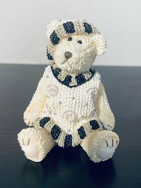 Heather Hykes Checkered PJ Sweater Bears Figurine Plum Pudding Artisan Flair No1